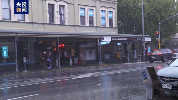 新西兰气象部门发布警告 奥克兰将继续面临飓风严重影响