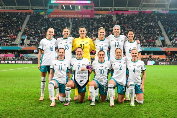 女足世界杯 | 新西兰女足未完成的旅行